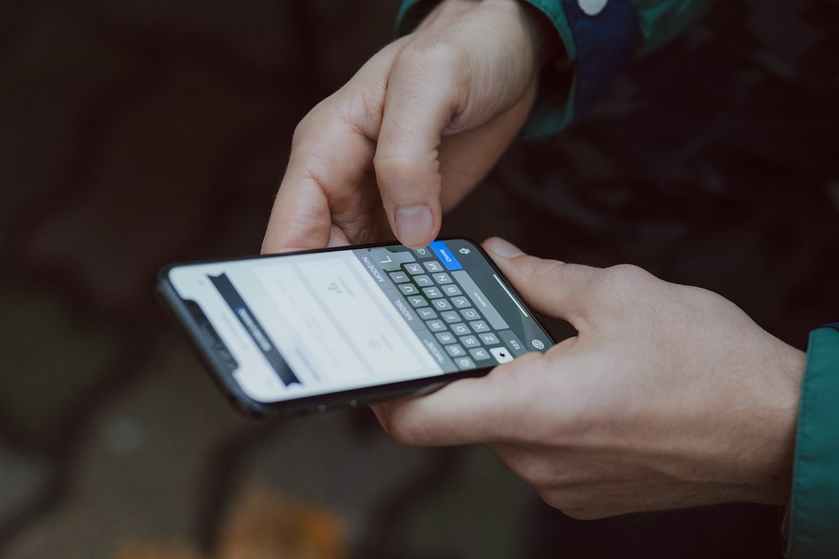 ¿Vale un WhatsApp como prueba en un juicio? Lo que debes saber en Madrid